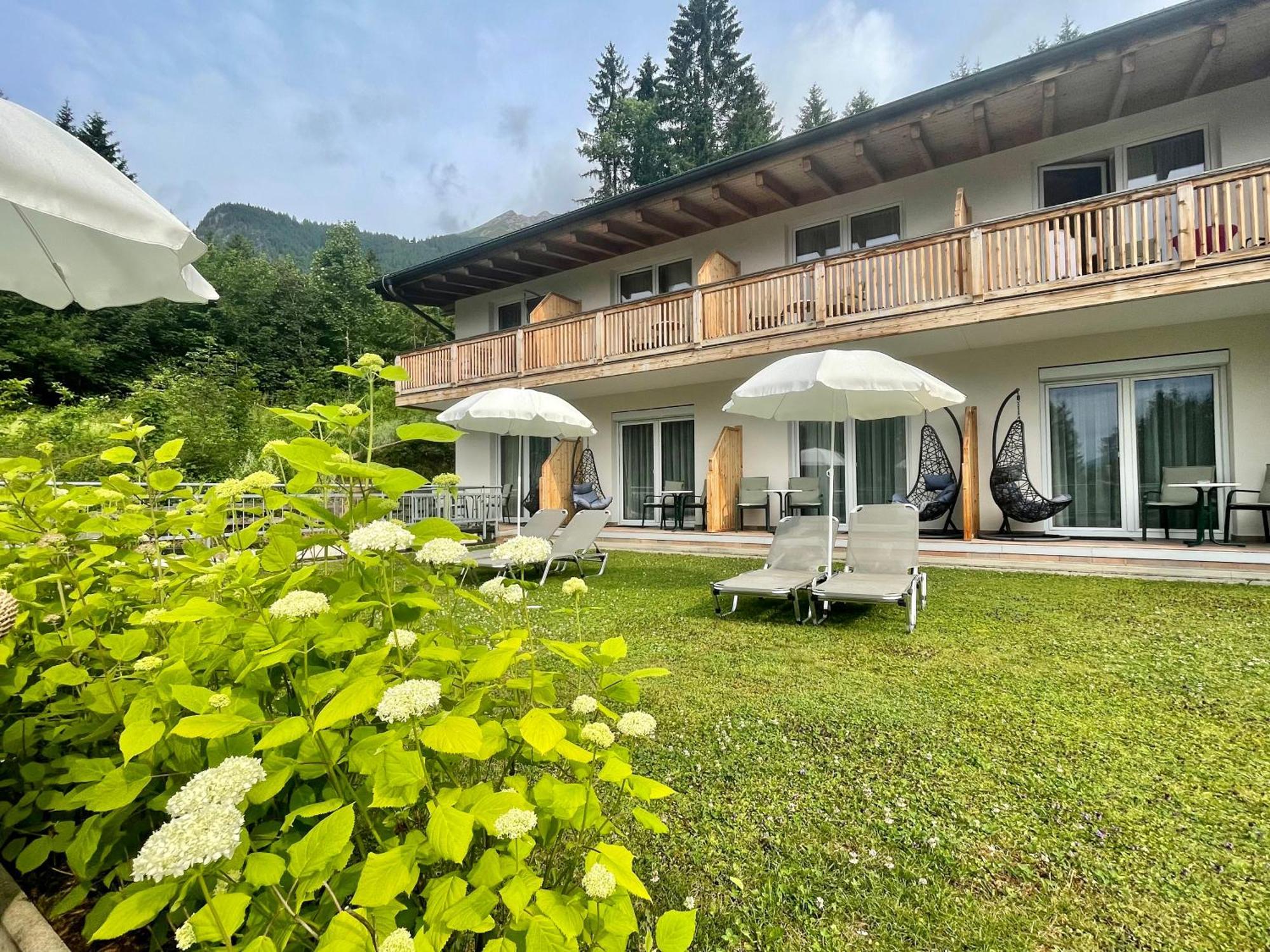 Sweet Cherry - Boutique & Guesthouse Tyrol Innsbruck Ngoại thất bức ảnh